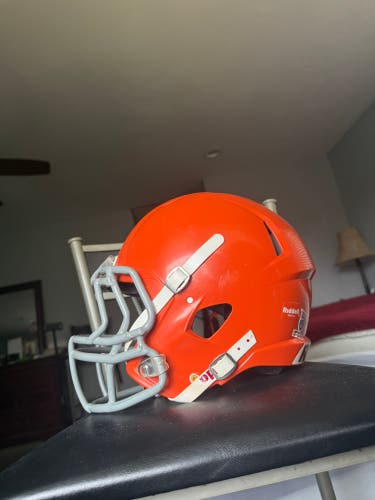 Youth Small Riddell Revolution Helmet (Used)