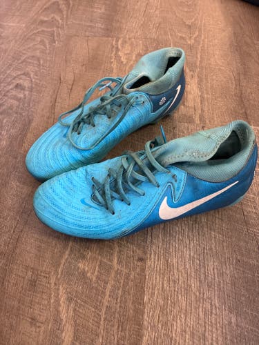 Blue Women's Size M 4.0 (W 5.0) Nike Phantom Luna Elite Turf Cleats Cleats (Used)