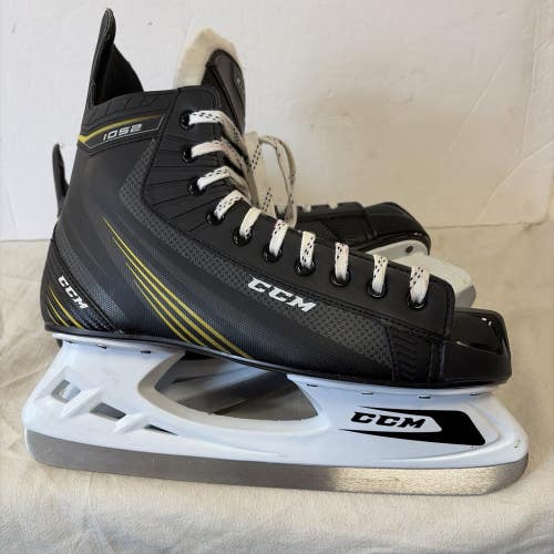 Senior Adult Size 13 CCM TACKS 1052 Ice Hockey Skates