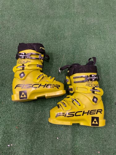 Mondo 21 & 21.5 Fischer RC4 Podium 70 Ski Boots Soft Flex | 255mm (Used)