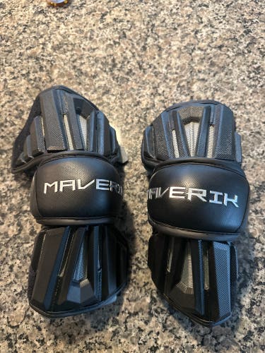 Medium Adult Maverik Max Arm Pads (New)