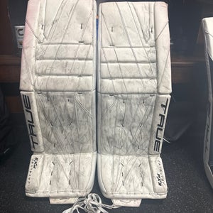 33" True Catalyst PX3 Goalie Leg Pads Pro Stock (Used)