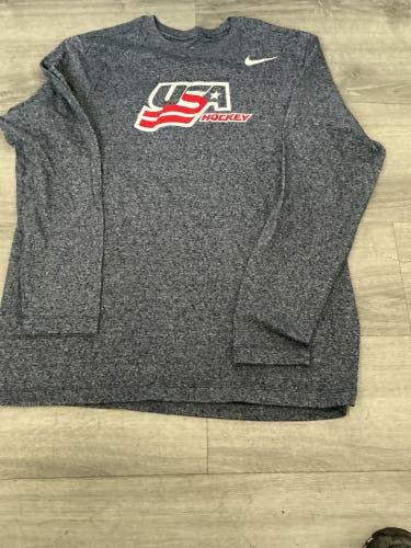 Team USA Long-sleeve Large Men's Nike Dri-Fit Shirt (New)