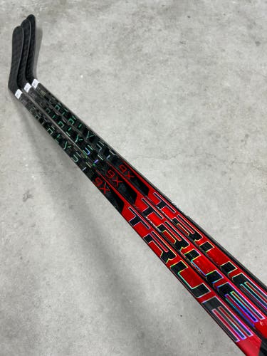 3 Pack 85 Flex P92 Senior True Catalyst 9x Right Hand Hockey Stick Pro Stock (New)