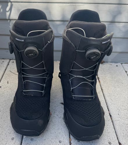 Men's Size M 9.5 (W 10.5) Burton Swath (Step On) Snowboard Boots All Mountain Medium Flex (Used)
