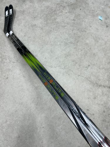 2 Pack 87 Flex P28 Senior Bauer Vapor Hyperlite2 Right Hand Hockey Stick (New) Pro Stock