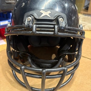 USED XENITH X2E+ YOUTH FOOTBALL HELMET - MEDIUM - BLACK