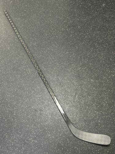 Senior Left Hand P88 85 Flex Pro Stock (New) Pro Blackout Stick Item#CCB88