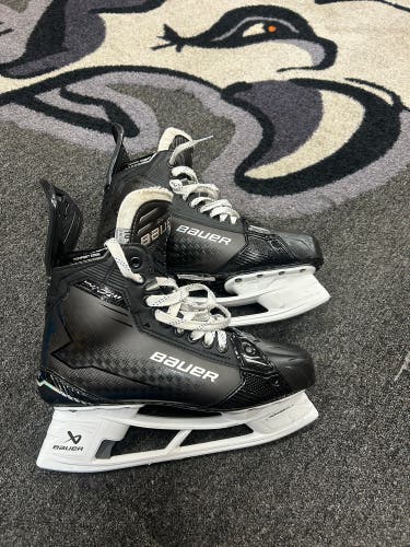 2024 Bauer Supreme Shadow Hockey Skates Regular Width 10 (New)