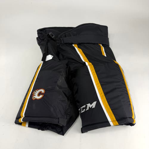 New Black Calgary CCM HP70 Pants | Large +2 | R558