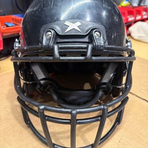USED XENITH X2E+ YOUTH FOOTBALL HELMET - MEDIUM - BLACK