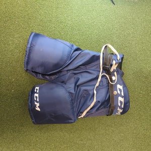 Junior Small CCM Tacks 9550 Hockey Pants (Used)(2271)
