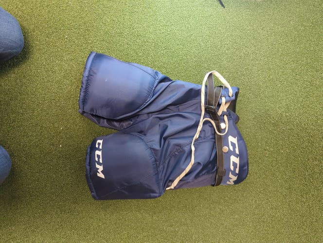 Junior Small CCM Tacks 9550 Hockey Pants (Used)(2271)