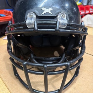USED XENITH X2E+ YOUTH FOOTBALL HELMET - MEDIUM - BLACK