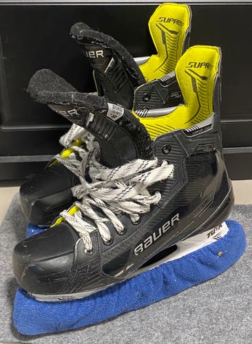 Bauer Supreme Ignite Pro+ Sr. (Size Sr. 8.5  Fit 3)
