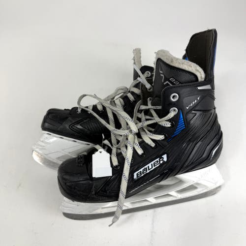 Used Bauer Volt Skates | Size 9 | J432