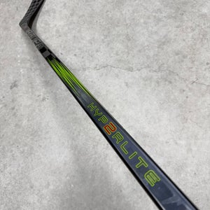 87 Flex P28 Senior Bauer Vapor Hyperlite 2 Right Hand Hockey Stick (New)