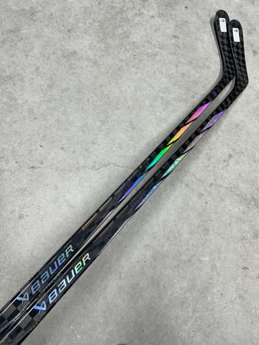 2 Pack 77 Flex P92 Senior Bauer Proto R Left Hand Hockey Stick NHL Pro Stock (New)