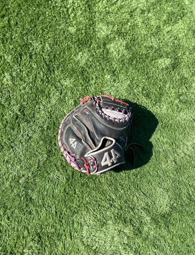 44 Pro RH Catcher's Glove 11.5"