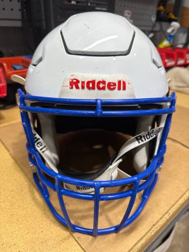USED RIDDELL FLEX ADULT HELMET - LARGE - METALLIC WHIITE