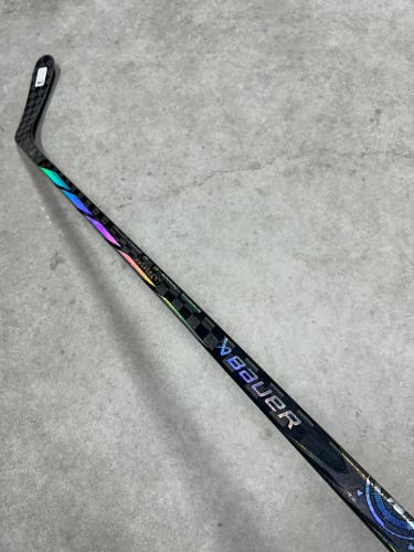 87 Flex P28 Senior Bauer Proto R Right Hand Hockey Stick NHL Pro Stock (New)
