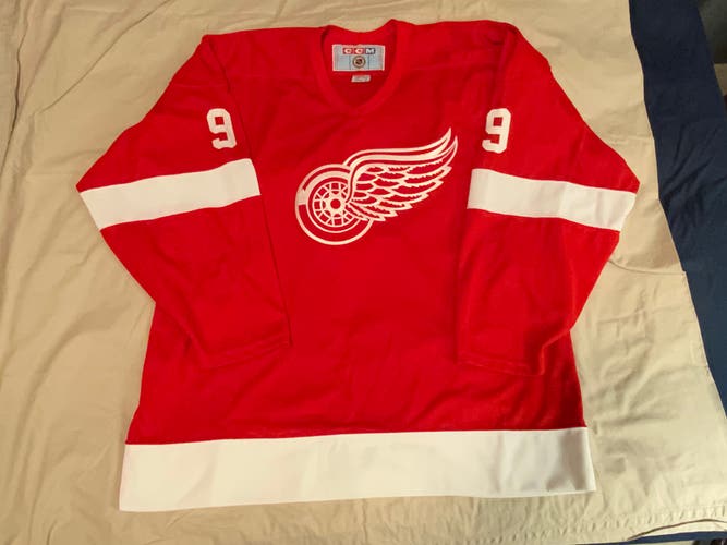 NEW Vintage Gordie Howe #9 Detroit Red Wings CCM Jersey XL