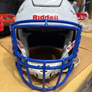 USED RIDDELL FLEX ADULT HELMET - MEDIUM - METALLIC WHIITE