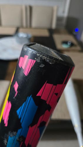 2023 DeMarini Zoa Glitch Composite USSSA Certified Bat (-10) 19 oz 29" (Used)