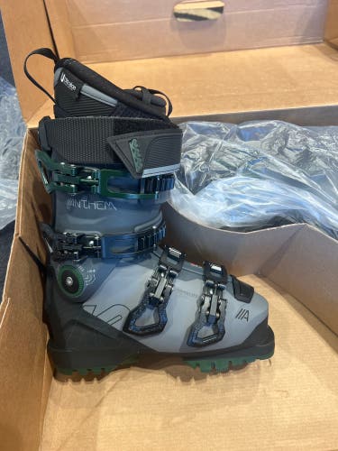 Mondo 22 & 22.5 Women's K2 Anthem Pro All Mountain Ski Boots Medium Flex (New)