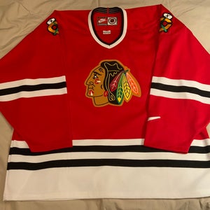 NEW 90s Vintage Chicago Blackhawks NIKE Home Game (Red) Hockey Jersey XL
