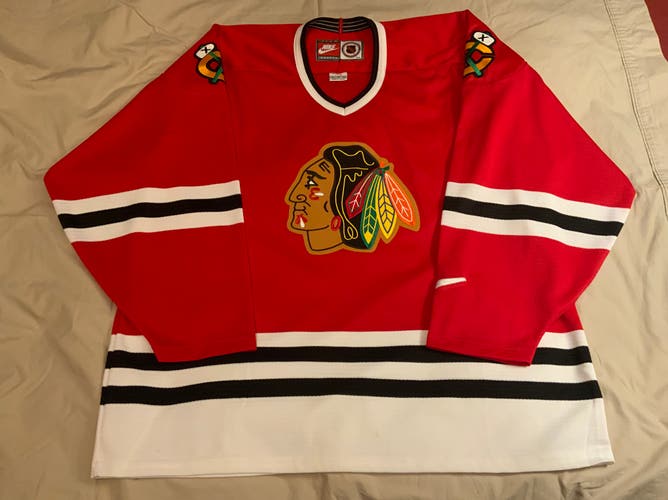 NEW Vintage Chicago Blackhawks NIKE Home Game (Red) Hockey Jersey XL