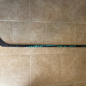 Intermediate Bauer Pulse Right Handed Hockey Stick P92 65 Flex (Used)