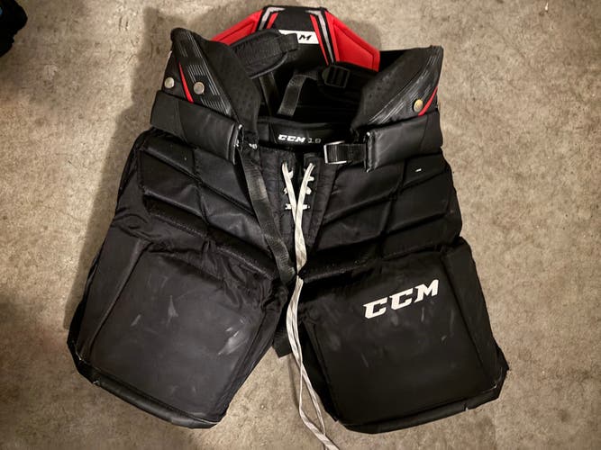 CCM 1.9 Goalie Pants/Breezers Int M (Used)