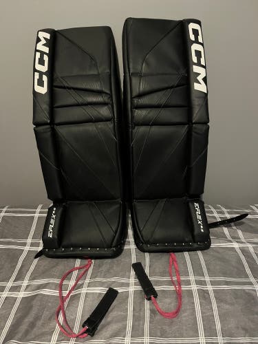 28" CCM EFlex 6 Regular Goalie Full Set (Used)
