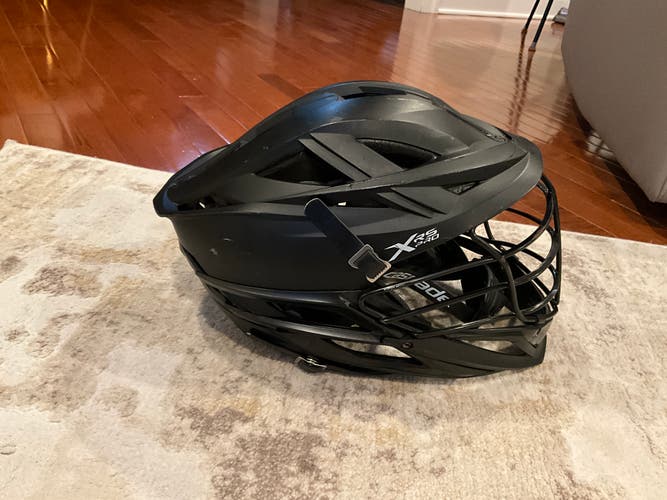 Cascade XRS Pro Helmet (Used) send offers!