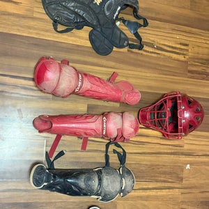 Red Easton Gametime Catcher's Set (Used)