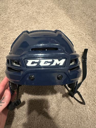 Medium CCM Tacks 910 Helmet (Used)