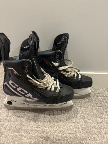 2023 CCM JetSpeed FT6 Pro Hockey Skates Regular Width Pro Stock 8.5 (Used)