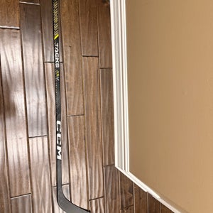 Senior CCM Tacks AS-VI Left Hand Hockey Stick P29 75 Flex 63’’ (USED LIKE NEW)