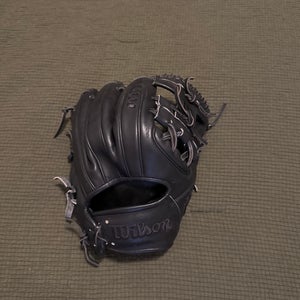 2025 Wilson RH Infield A2000 1786 Baseball Glove 11.5" (Used)