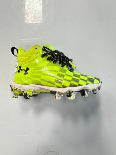 Used Under Armour Youth FB Cleats Neon Green Youth 11.0 11860-C000303567