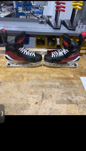 2023 CCM JetSpeed FT6 Hockey Skates Regular Width 10 (Used)