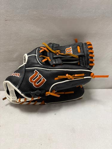 Used Wilson A550 BB/SB Glove RH Throw Black/Orange/White 11 1/2" 11490-S000268440