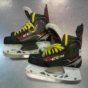 Used CCM JETSPEED Senior Hockey Skate Black Senior 4 11339-S000198239