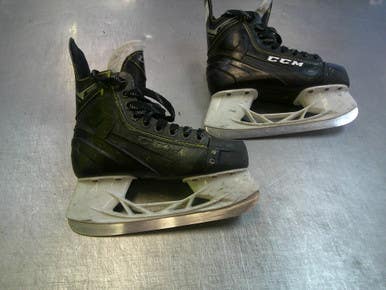 Used CCM 9350 Junior Hockey Skate Junior 03 11339-S000198206