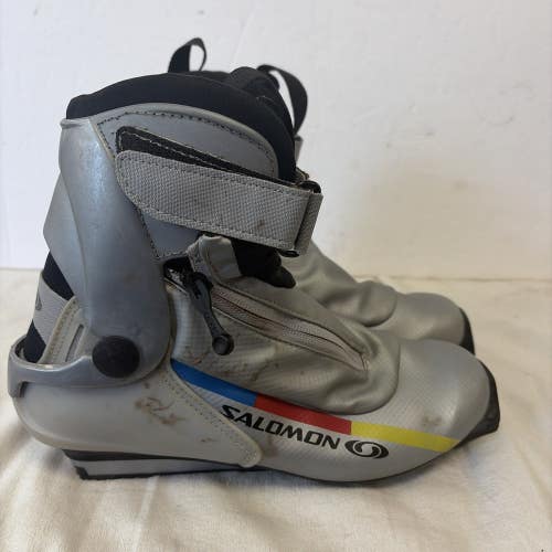 Junior Size 5 Salomon SNS Profil Cross Country Ski Boots