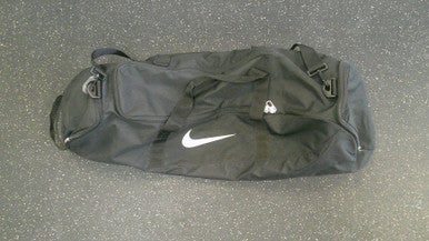 nike wheeled baseball bag