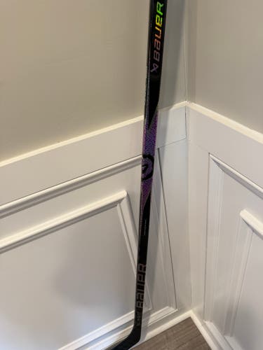 Senior Bauer Proto2 Right Handed Hockey Stick P 28 (New) 77 flex