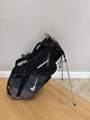 Nike Air Hybrid Golf Bag ( Great starter bag)