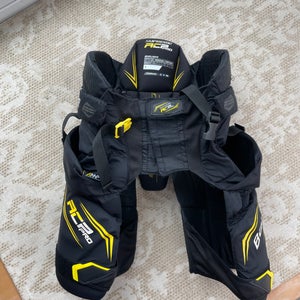 Intermediate Medium Bauer Supreme ACP Pro Hockey Pants (Used)